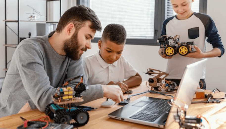 Enhancing Educational Experiences Through Structured Programs - okinfoturf